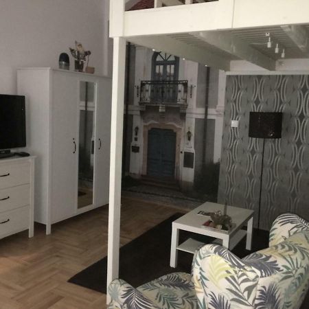 Lovag Apartman Budapeste Exterior foto