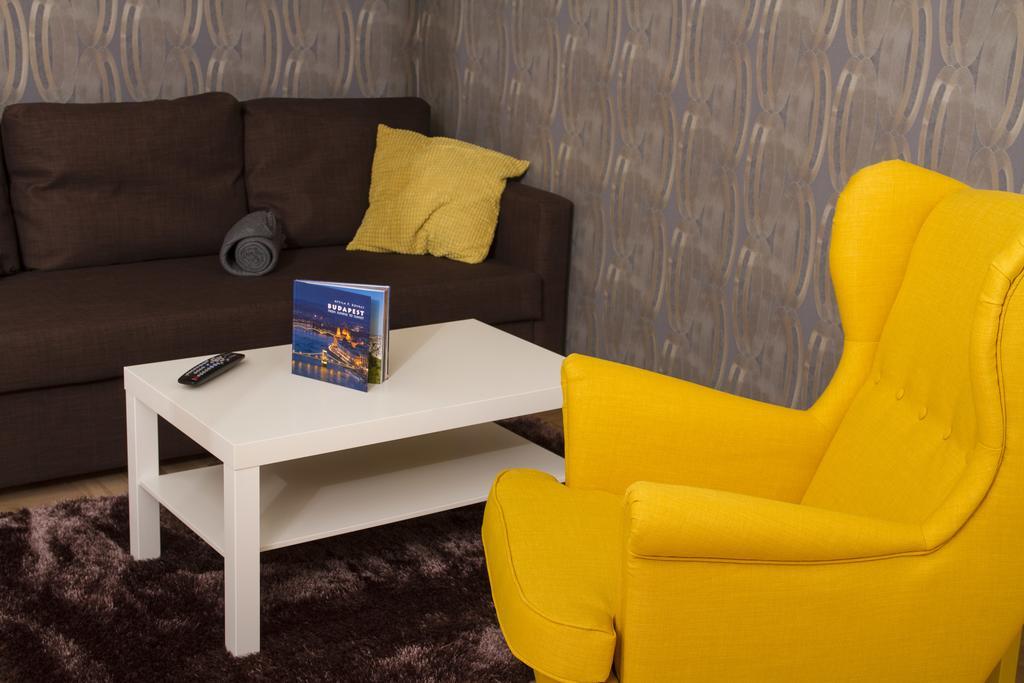 Lovag Apartman Budapeste Exterior foto