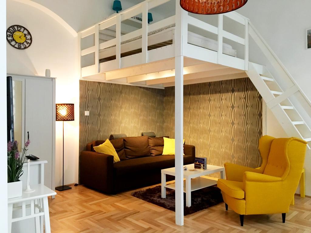 Lovag Apartman Budapeste Exterior foto